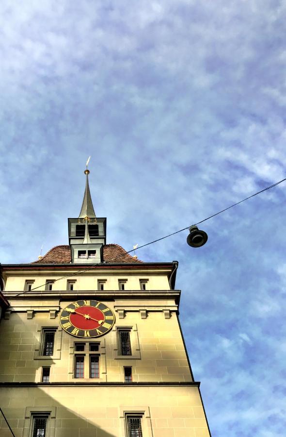 Historical, Bright & Beautiful In Old City - 3Rd Floor 베른 외부 사진